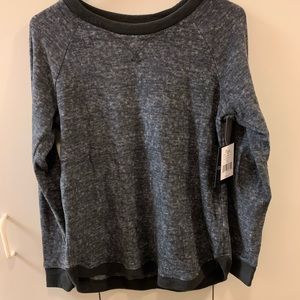 New sweater from kohl’s 🌺